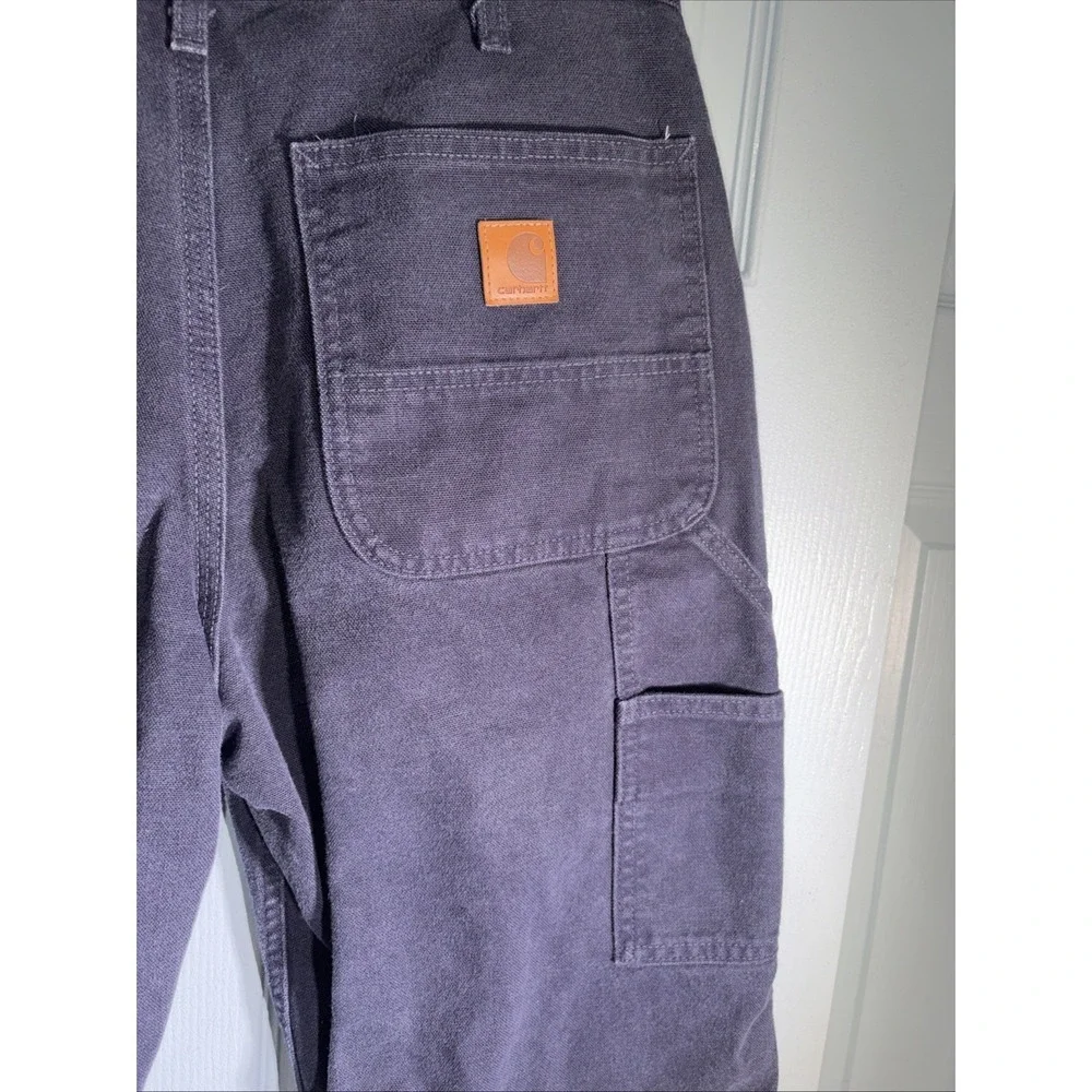 Carhartt Heavy Duty Canvas Work Pants Sz 32/32. Navy Blue. Dungarees.
